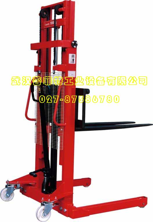 手动堆高车